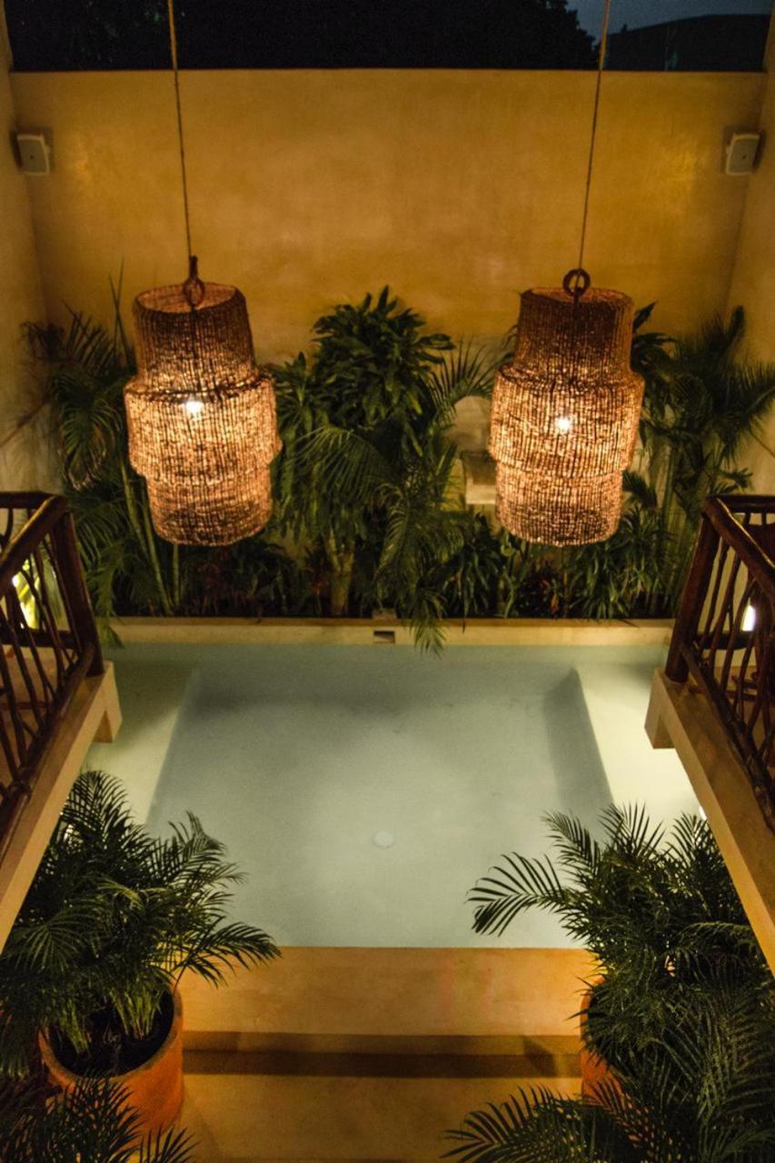 ホテル Alcobas Del Mar ホルボックス島 エクステリア 写真
